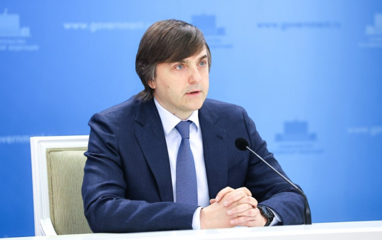 Брифинг Министра просвещения РФ Сергея Кравцова по итогам 2024/25 учебного года.